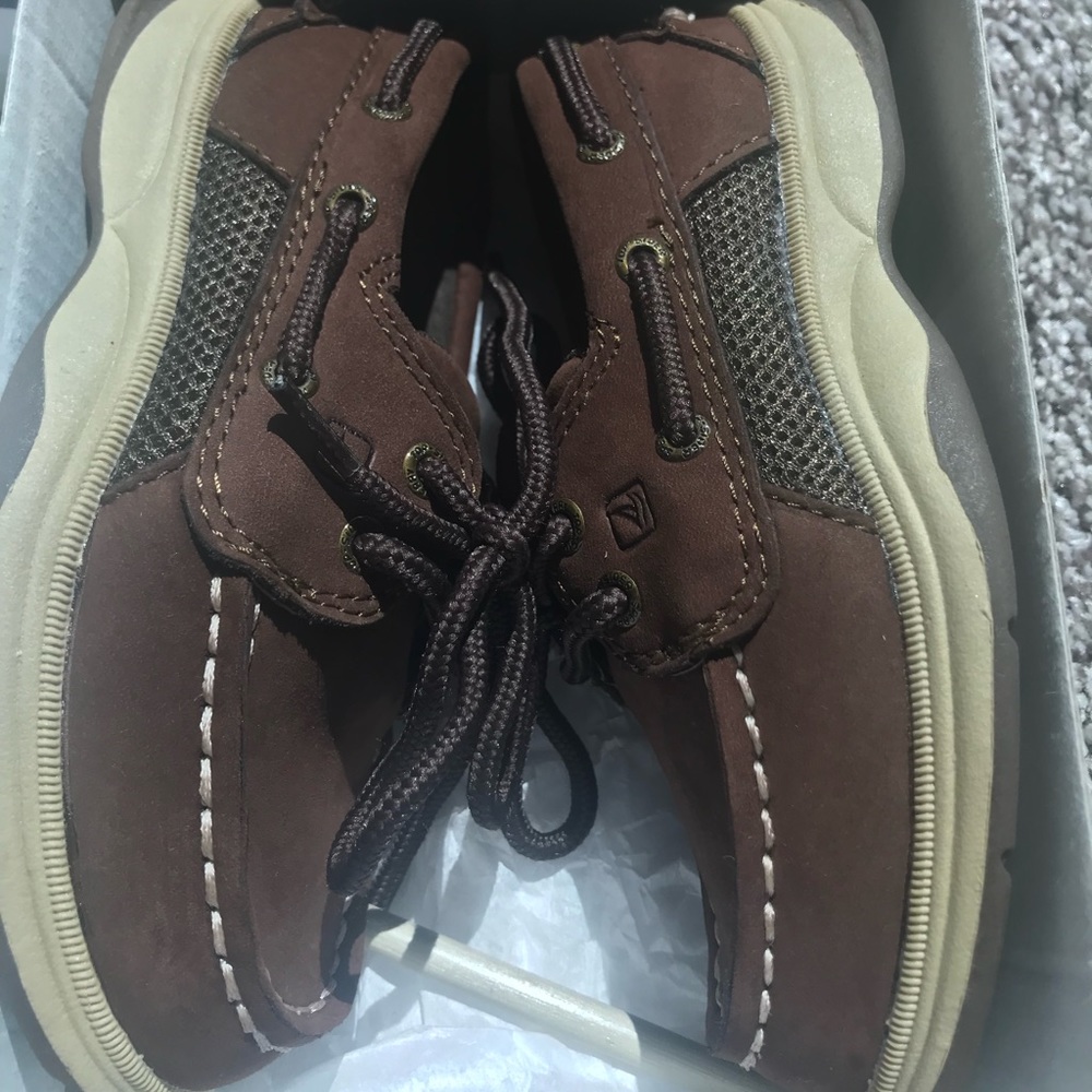 Sorry Boys Sz 9M Shoes (New)